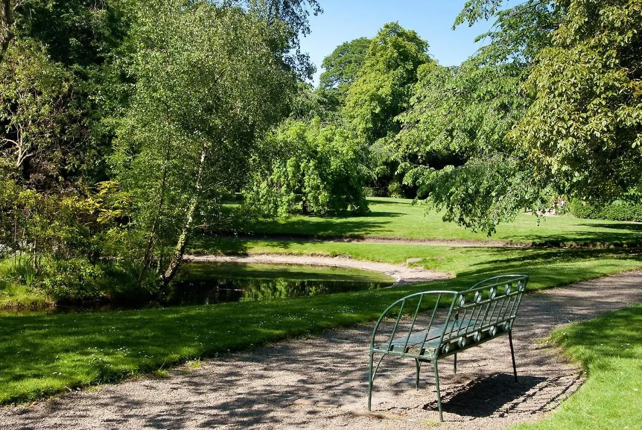 Gasthof Super King Garden Suite With En-Suite Edinburgh