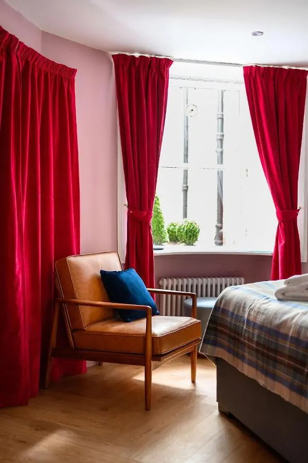 Super King Garden Suite With En-Suite Edinburgh Gasthof